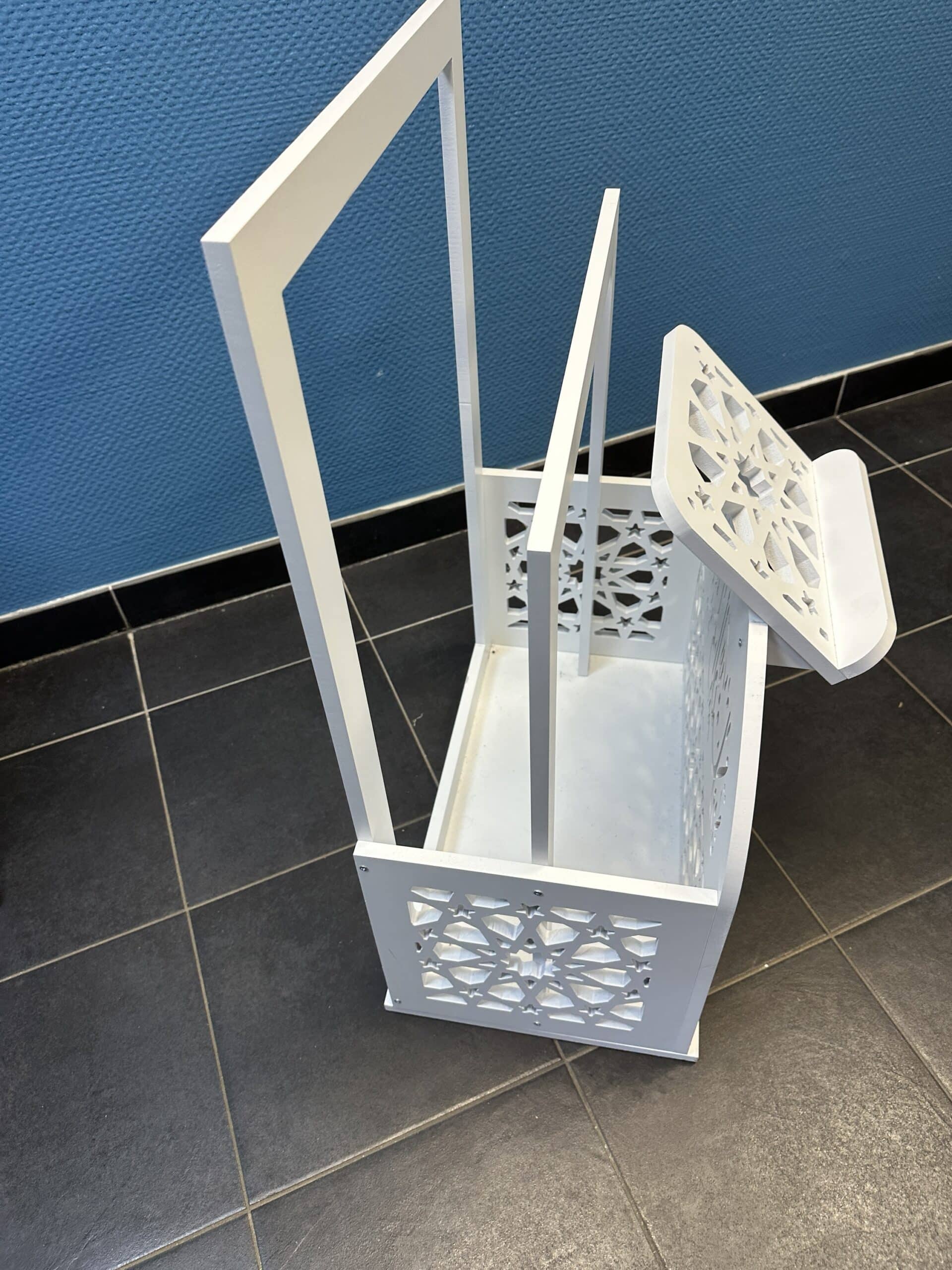 Meuble tapis de prière avec support Coran intégré – Bois solide – Coin prière musulman – Image 4